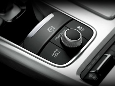 Kia Sperandio - Concessionária Autorizada e Revenda Kia em SC AUTO HOLD O Auto Hold - Assistente de parada automática (AVH) proporciona mais segurança e conforto para o motorista nas situações de trânsito...